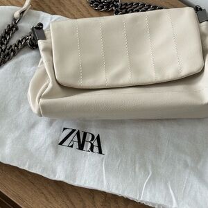 Zara Elegant Cream Shoulder Bag